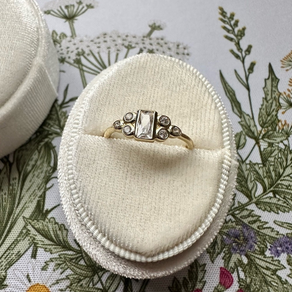 Gold Polished CZ Ring (Size 8)